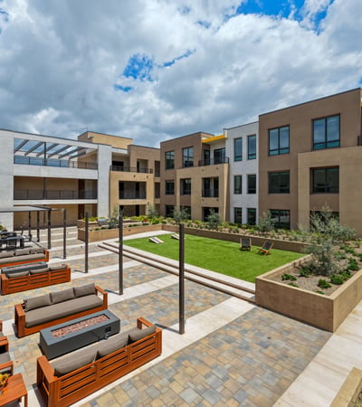 Resort Style Courtyard
