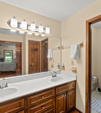 3824 Shawnee Run SW, Lilburn, GA
