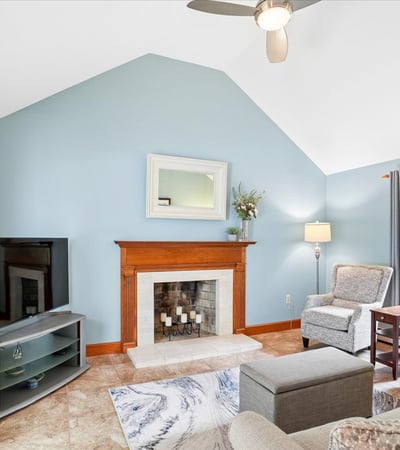 4 Lawson Farm Road, Londonderry, NH
