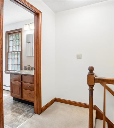 4 Lawson Farm Road, Londonderry, NH