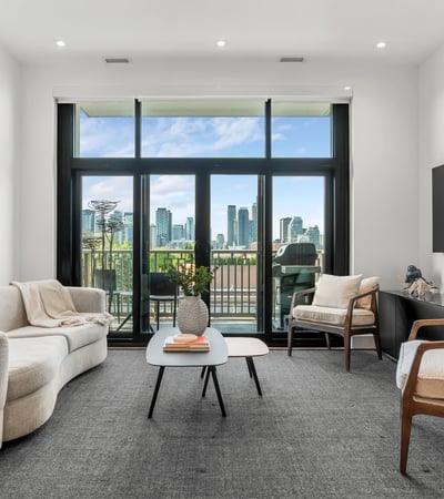 1 strathgowan avenue, Suite 710, Toronto, ON
