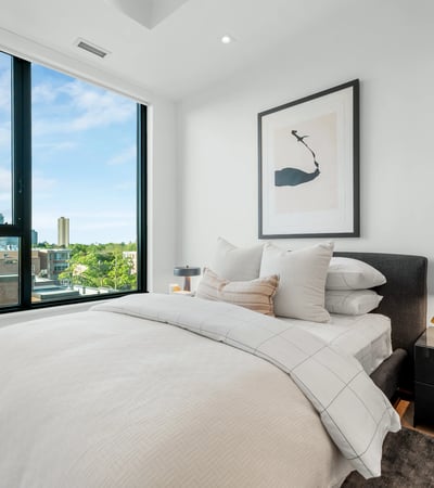 1 strathgowan avenue, Suite 710, Toronto, ON