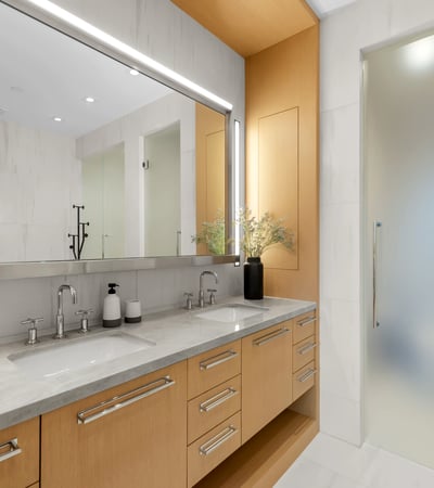 1 strathgowan avenue, Suite 710, Toronto, ON