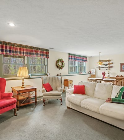 7151 Steeplechase Way, 41, Lansing, MI