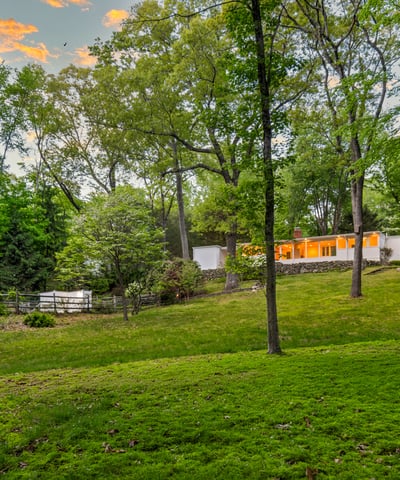17 Richmond Hill Road, Weston, CT