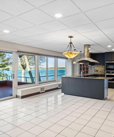 39 Chippechaug Trail, Mystic, CT