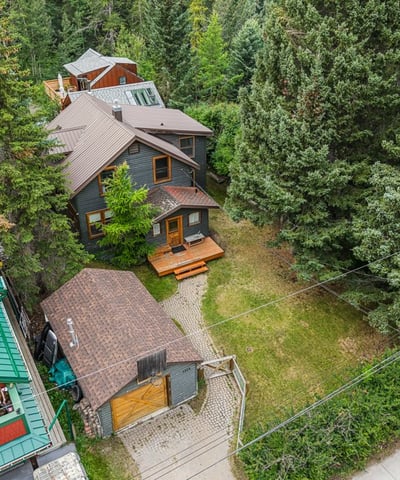 132 Rundle Crescent, A and B, Canmore, AB