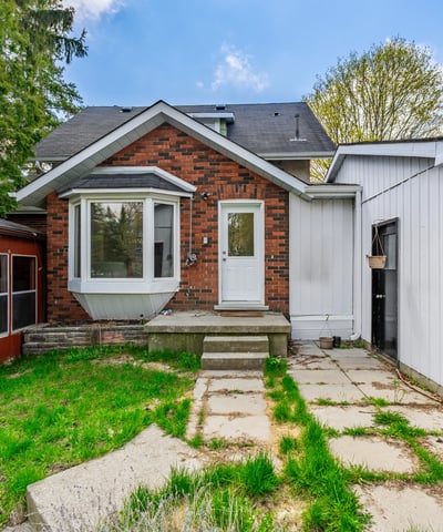 54 Wellington St, Lindsay, ON
