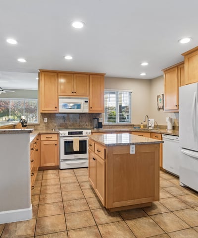 1400 Blackberry Ave, Arroyo Grande, CA