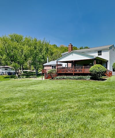 4216 Clendenning Road, Gibsonia, PA