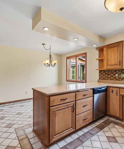 650 Phillis Road, Burgettstown, PA