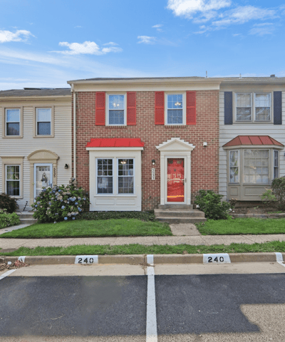 5533 Ridgeton Hill Court, Fairfax, VA