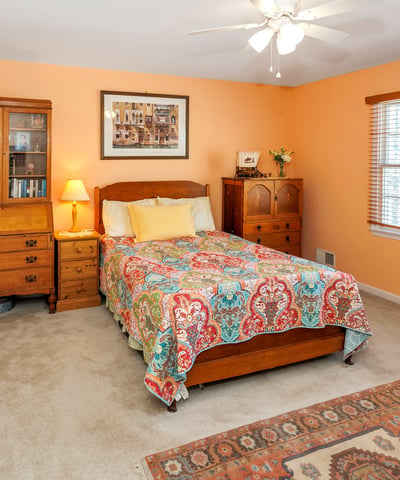 Bedroom 2 is spacious and bright. Fan/light. Large closet.