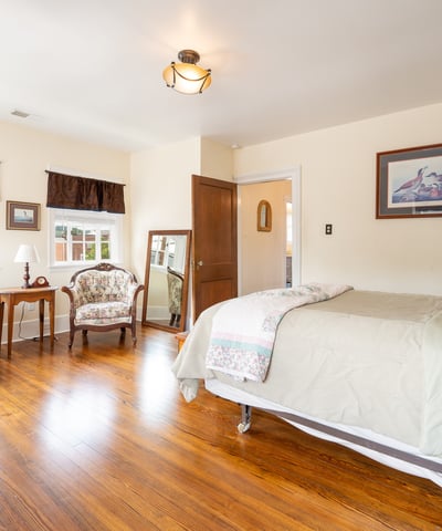 110 South Fairfield Street, Ligonier, PA