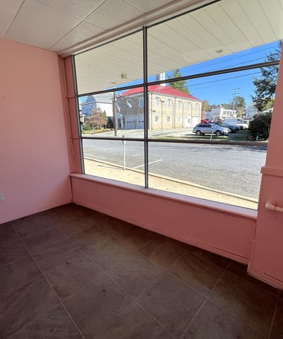 111 N. Fairfield Street, Ligonier, PA