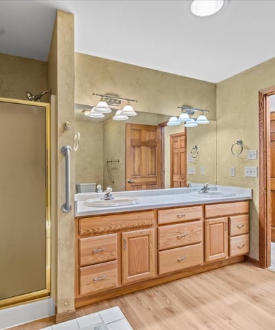 1222 Hidden Fields Dr, West Bend, WI