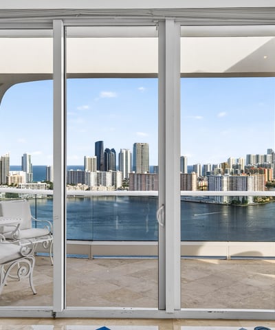 7000 Island Blvd PH-02, Aventura, FL