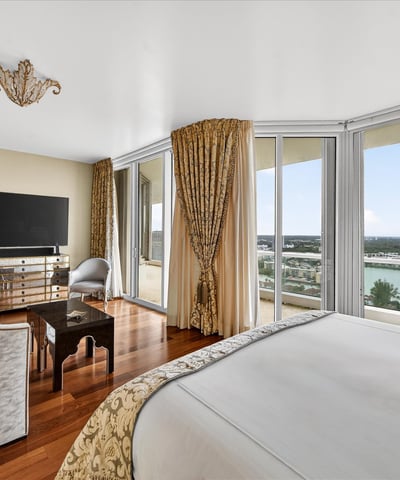 7000 Island Blvd PH-02, Aventura, FL