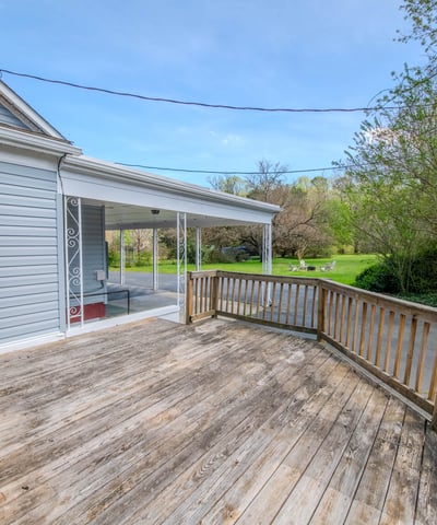 2667 White Chapel Road, Lively, VA