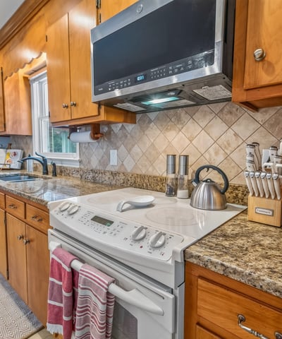 42 Venable Dr, Kilmarnock, VA