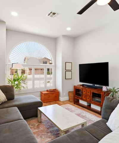 287 W Oxford Ln, Gilbert, AZ
