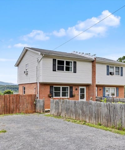 205 S Shenandoah Ave, Front Royal, VA