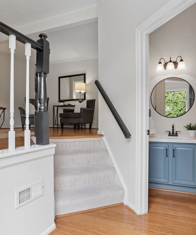 6033 Hydrangea Dr, Alexandria, VA