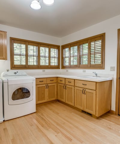 9025 NW Ash St., Portland, OR