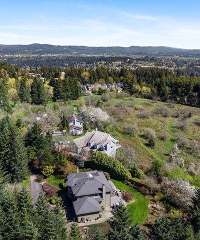 17060 SW Weir Rd, Beaverton, OR