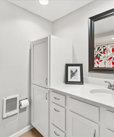 174 Oswego Summit, Lake Oswego, OR