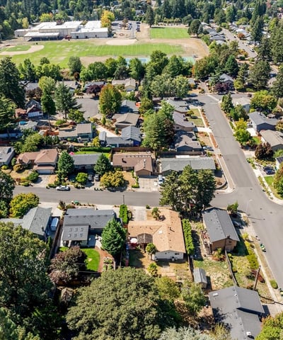 6990 SW Heath Pl, Beaverton, OR