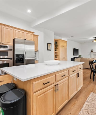 15605 SW Snowy Owl Ln, Beaverton, OR