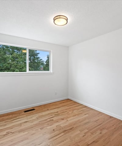 12255 SW 126th Ave, Tigard, OR
