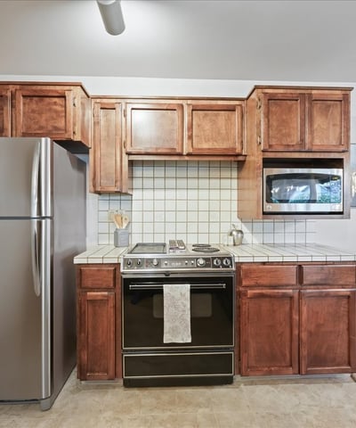 14650 NE Russell Court, Portland, OR