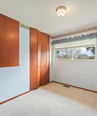 14650 NE Russell Court, Portland, OR