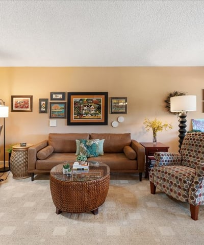 15930 SW Greens Way, Portland, OR