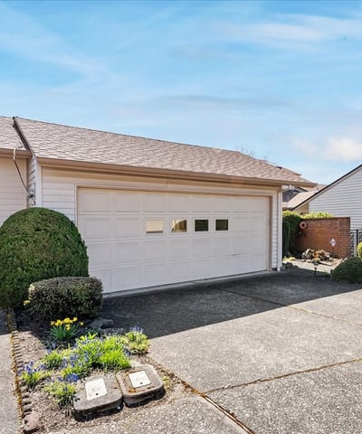 15930 SW Greens Way, Portland, OR