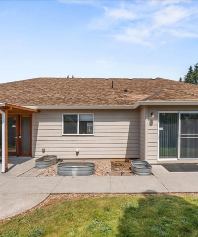 12402 Cominger Dr, Oregon City, OR