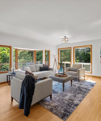 9150 SW Salmon St, Portland, OR