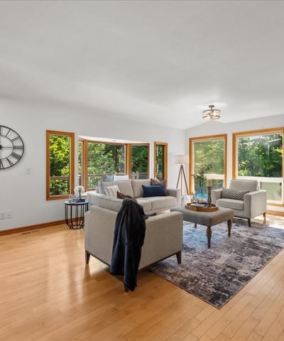 9150 SW Salmon St, Portland, OR