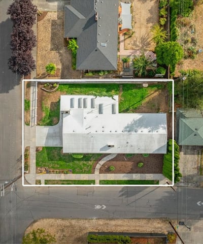 10860 NE Oregon Street, Portland, OR