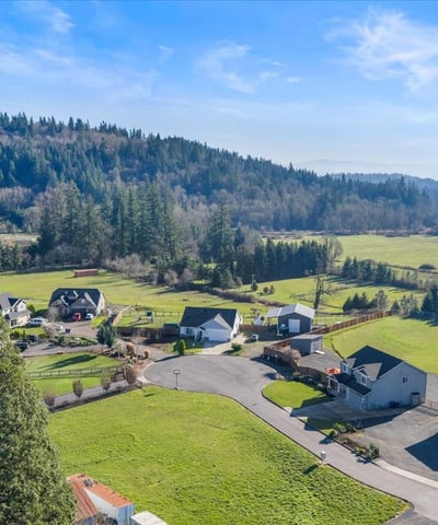 13920 S Lucia Lane, Mulino, OR