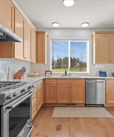 13920 S Lucia Lane, Mulino, OR