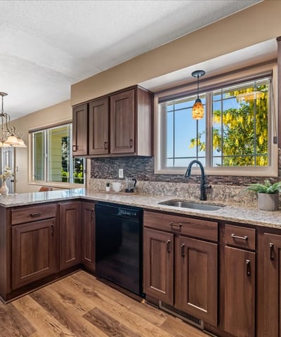 10100 SE Walnut Drive, Happy Valley, OR