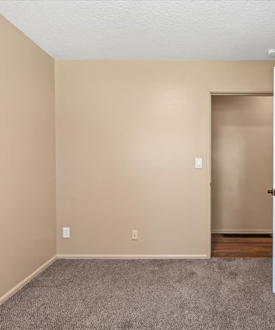 10100 SE Walnut Drive, Happy Valley, OR