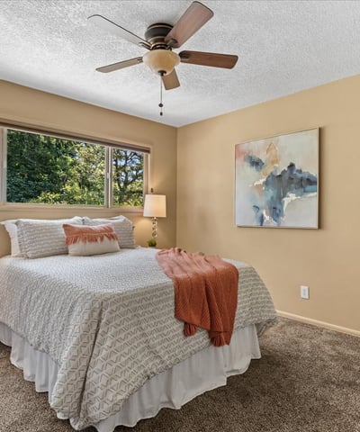 10100 SE Walnut Drive, Happy Valley, OR