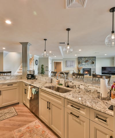 15 Bates Grove Rd, Webster, MA