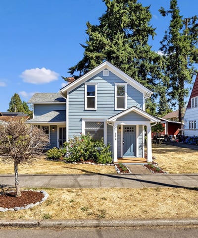 812 Jefferson, Oregon City, OR