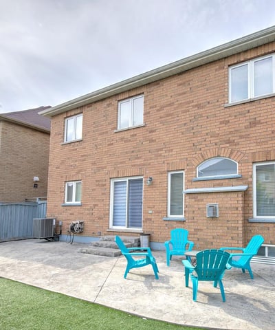 378 Lauderdale Dr, Vaughan, ON