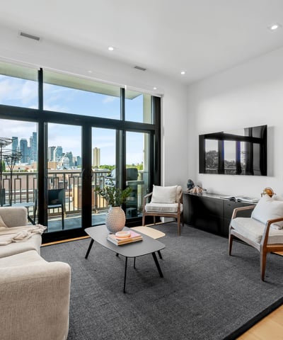 1 strathgowan avenue, Suite 710, Toronto, ON